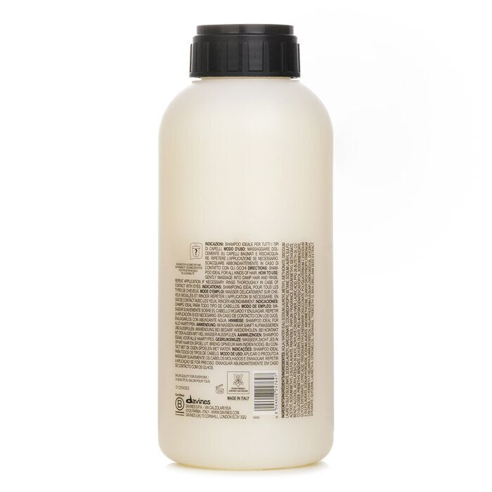 Davines OI Absolute Beautifying Shampoo (For All Hair Types) 1000ml